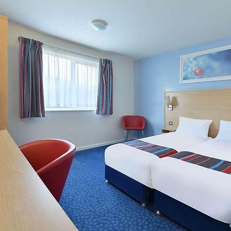 Travelodge Lutterworth Лестер Номер фото