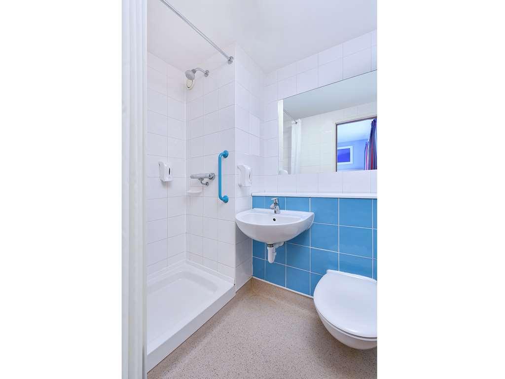 Travelodge Lutterworth Лестер Номер фото